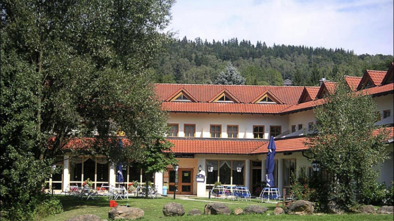 Feriendorf Am Hohen Bogen Haus 98 Eg 阿尔拉赫 外观 照片